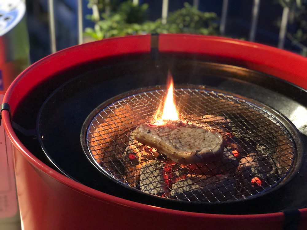 テラスでBBQ
